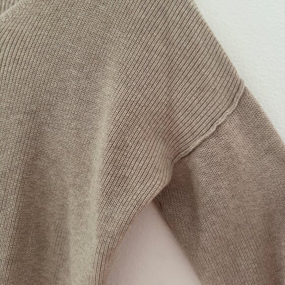 Olive + Oak Taupe Reversible Button Back Sweater – Cozy Knit, Size Small - Picture 5 of 8